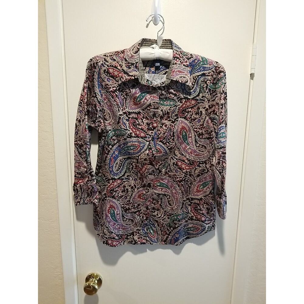 Chaps No Iron Womens Paisley 3/4 Sleeve Button Shirt Size M Tan‎ Black Burgundy